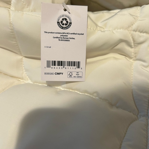 Women’s Oversized Puff Jacket NEW XS - Picture 3 of 7